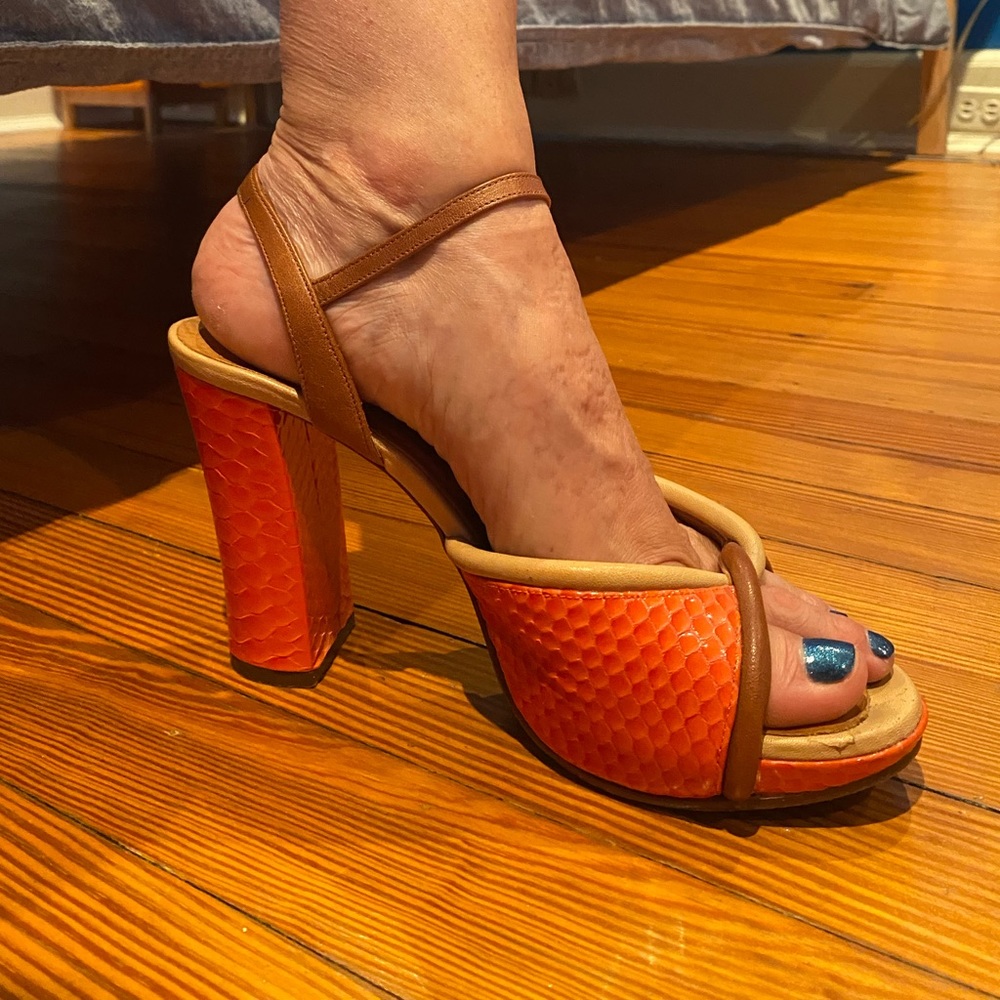 Chie Mihara Heeled Sandals - Picture 6 of 9